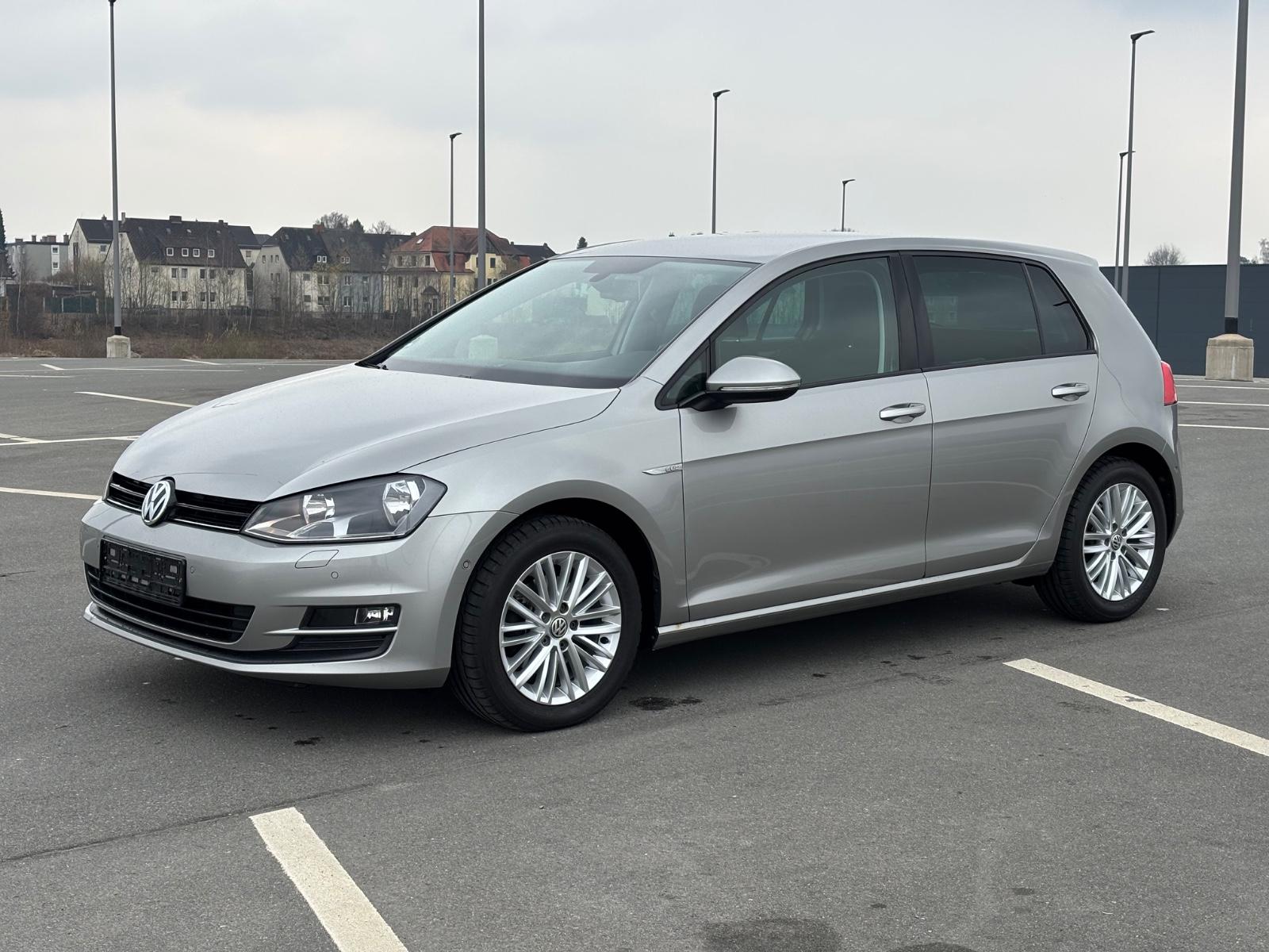 Volkswagen Golf VII Lim. Cup 1.2 TSI DSG