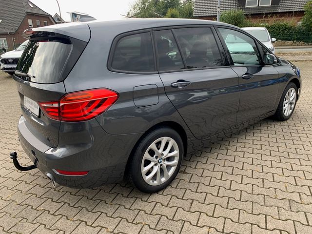 Fahrzeugabbildung BMW 218d Gran Tourer Advantage+LED+Navi+Kamera+AHK