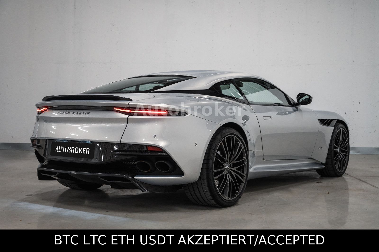 Aston Martin DBS – pogled 5