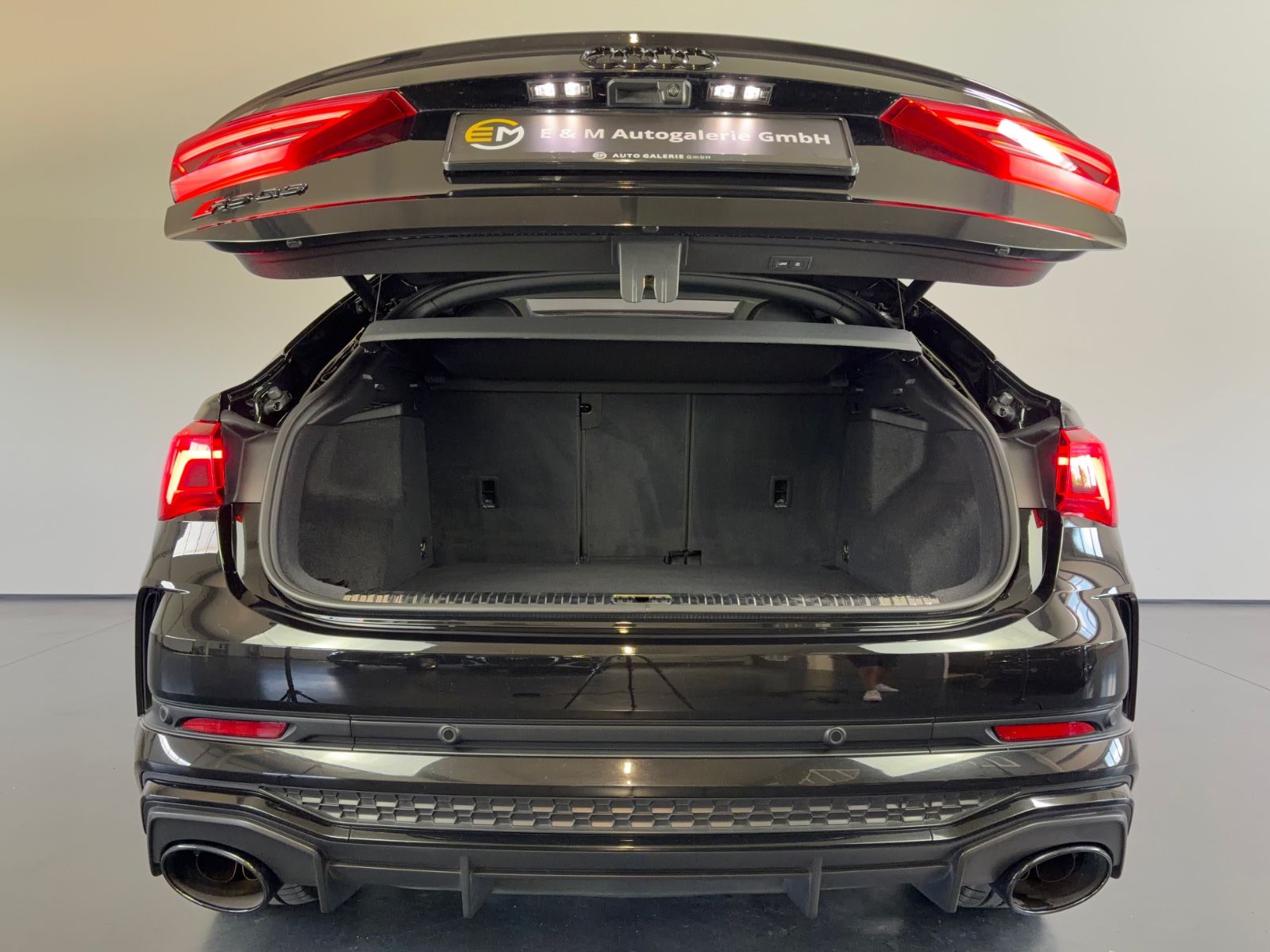 Audi RSQ3 Sportback 2.5 TFSI qu Pano Sonos 360 AHK 21 foto 4