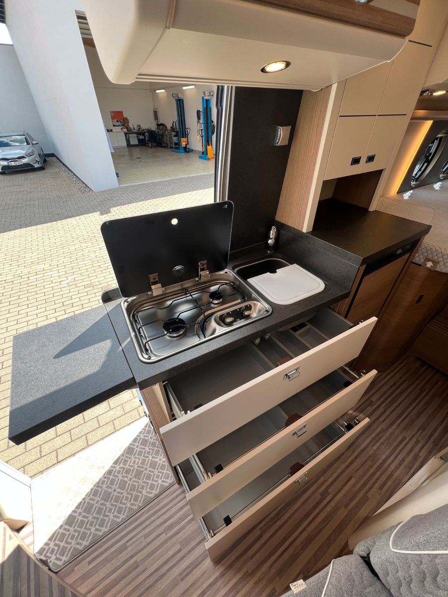 Fahrzeugabbildung Malibu Van diversity GT skyview 640 LE KE
