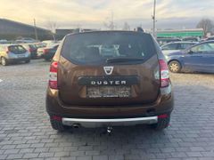 Fahrzeugabbildung Dacia Duster Laureate 4x4 AHK SCHECKHEFTGEPFLEGT