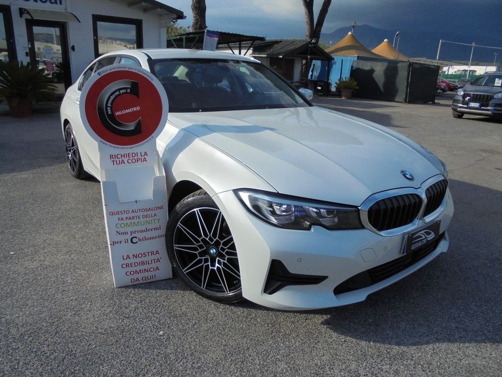 Image of BMW 320