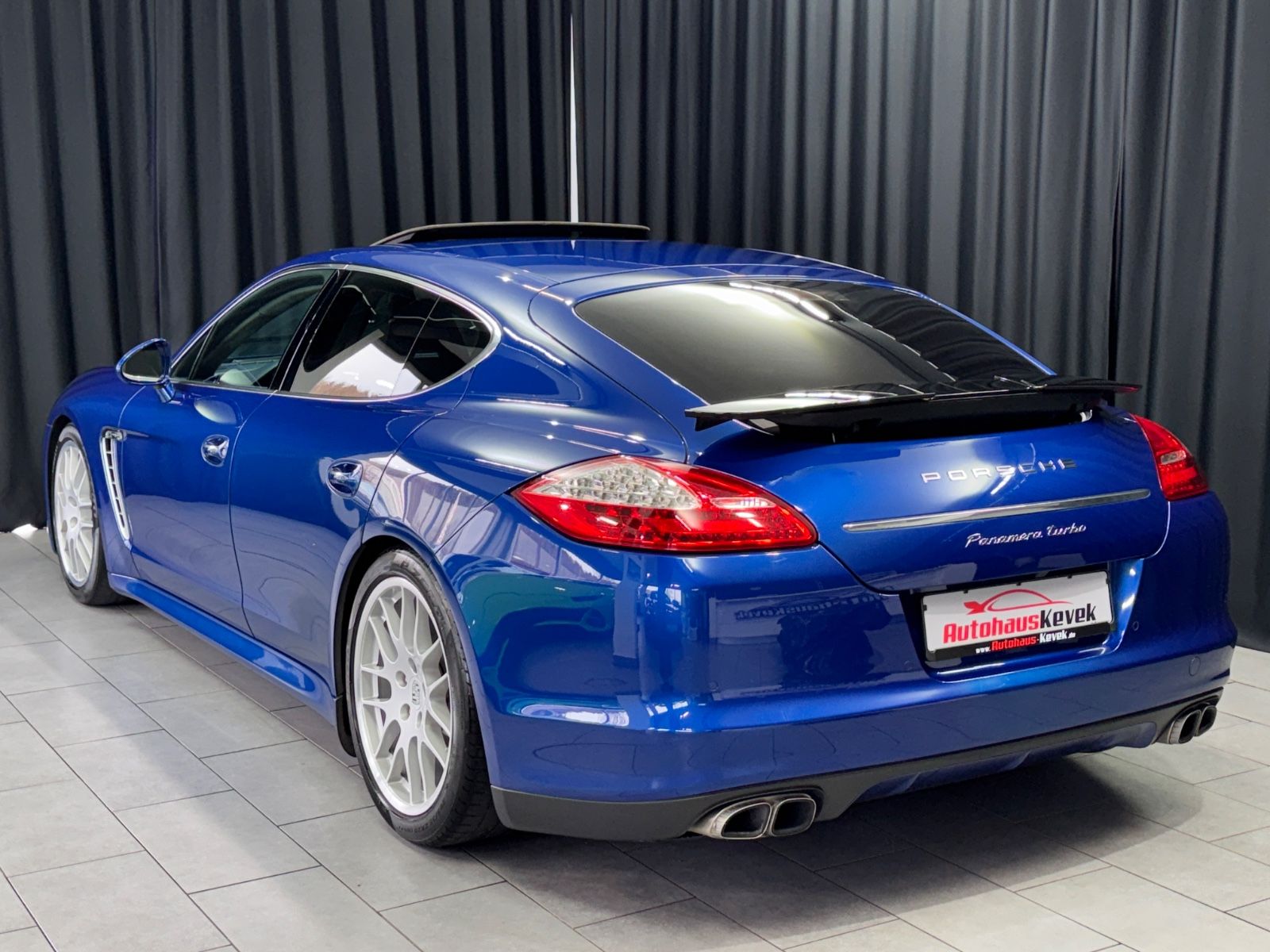 Fahrzeugabbildung Porsche Panamera Turbo|CERAMIC|CARBON|1.HAND|EXCLUSIVE|