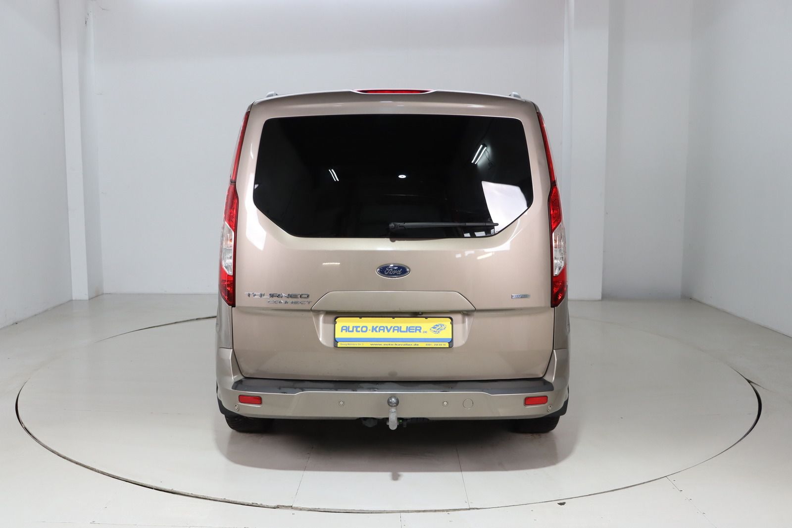 Fahrzeugabbildung Ford Grand Tourneo Connect 1.5 ECOBLUE Titanium