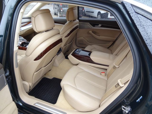 Fahrzeugabbildung Audi A8 4.2 TDI quattro Lang/Leder/Navi/GSD/Kam/