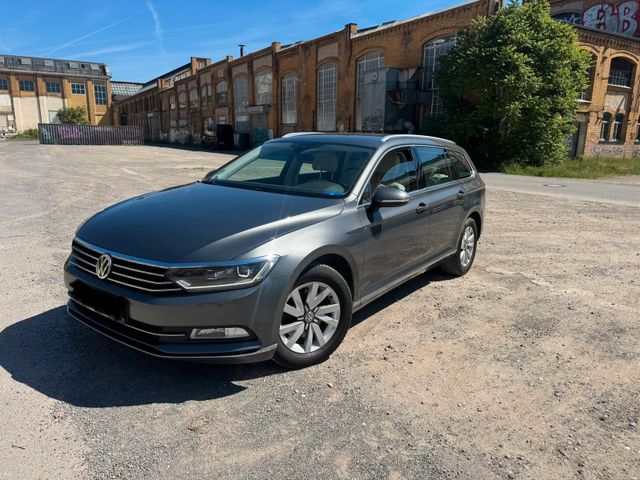 VW Passat Variant
