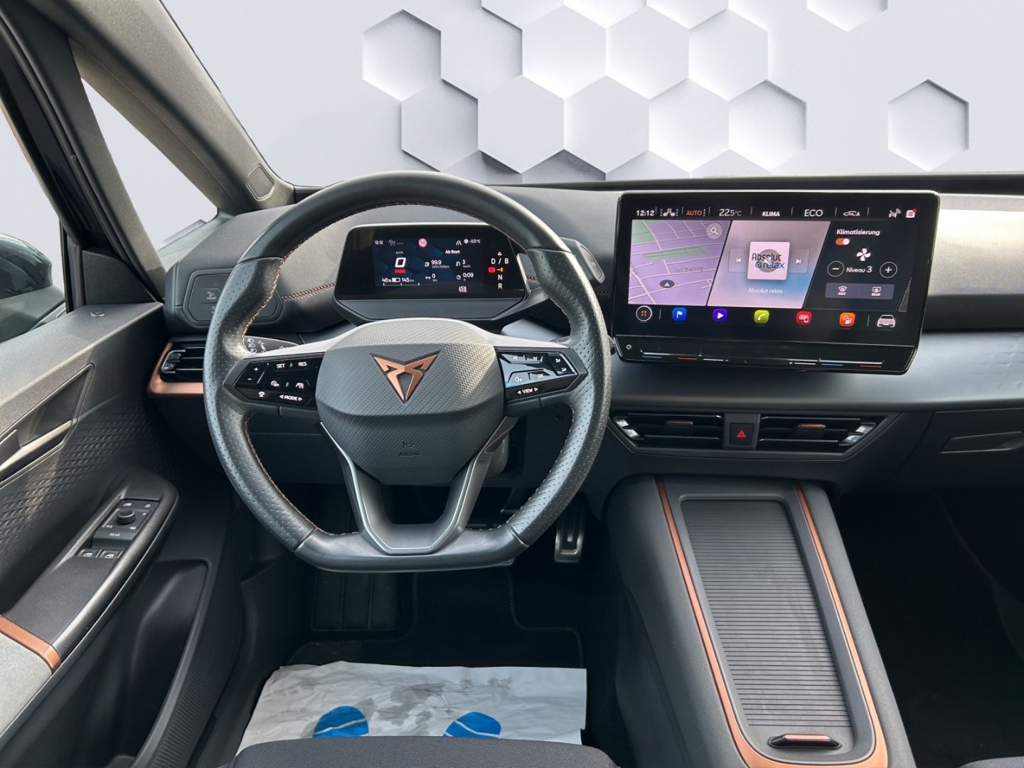 Born 150kW LED HuD GJR ACC 360°Kamera ParkLenkAs