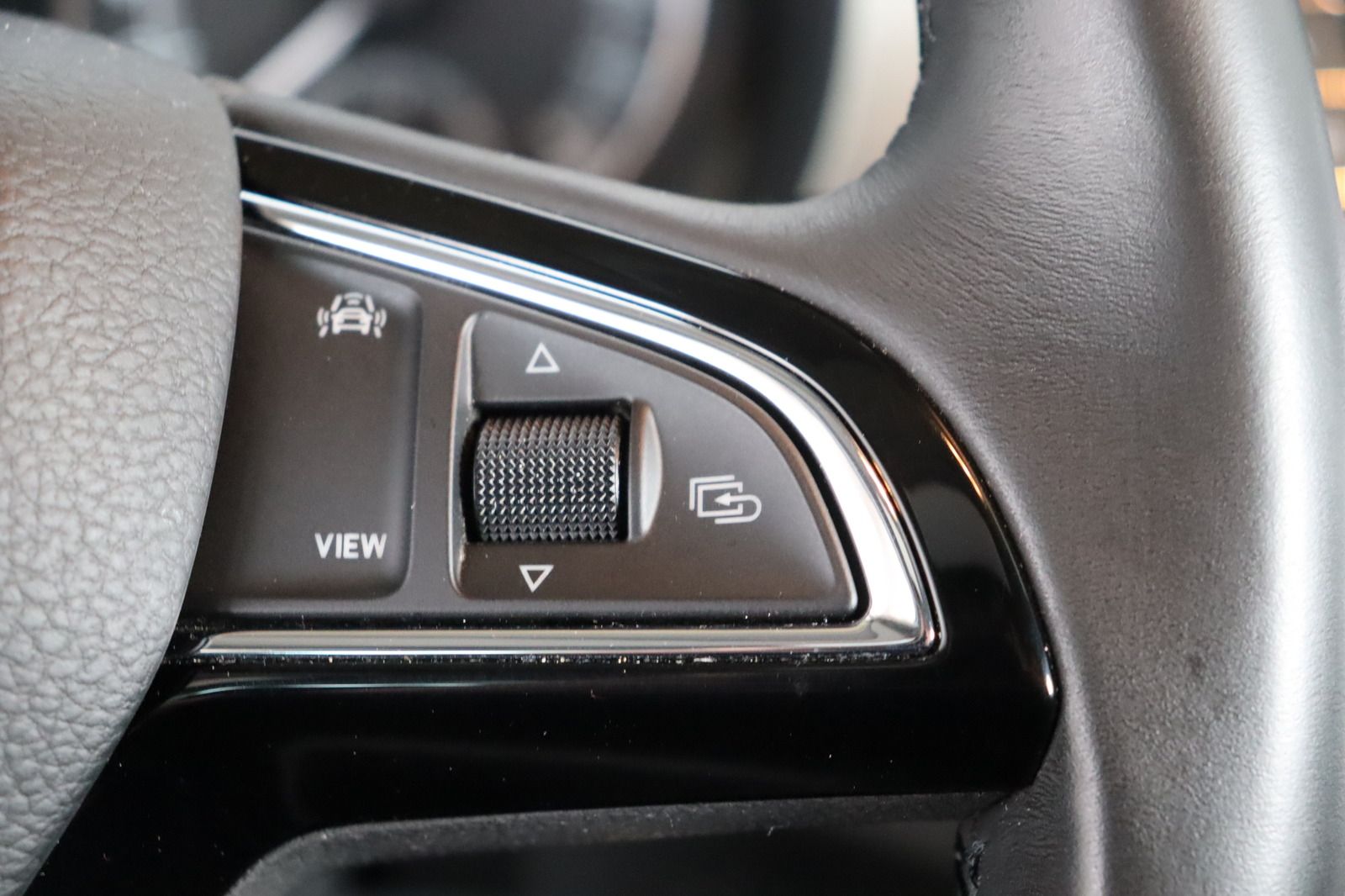 Fahrzeugabbildung SKODA Fabia 1.0 TSI * Navi * 1.Hand Soleil