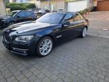 BMW 750i xDrive *PRIVATVERKAUF*TOP ZUSTAND* - : Privatverkauf
