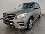 Mercedes-Benz ML 350 BlueTec 4Matic AMG Paket / Panorama/ EUR6 - Mercedes-Benz ML 350 Gebrauchtwagen in München