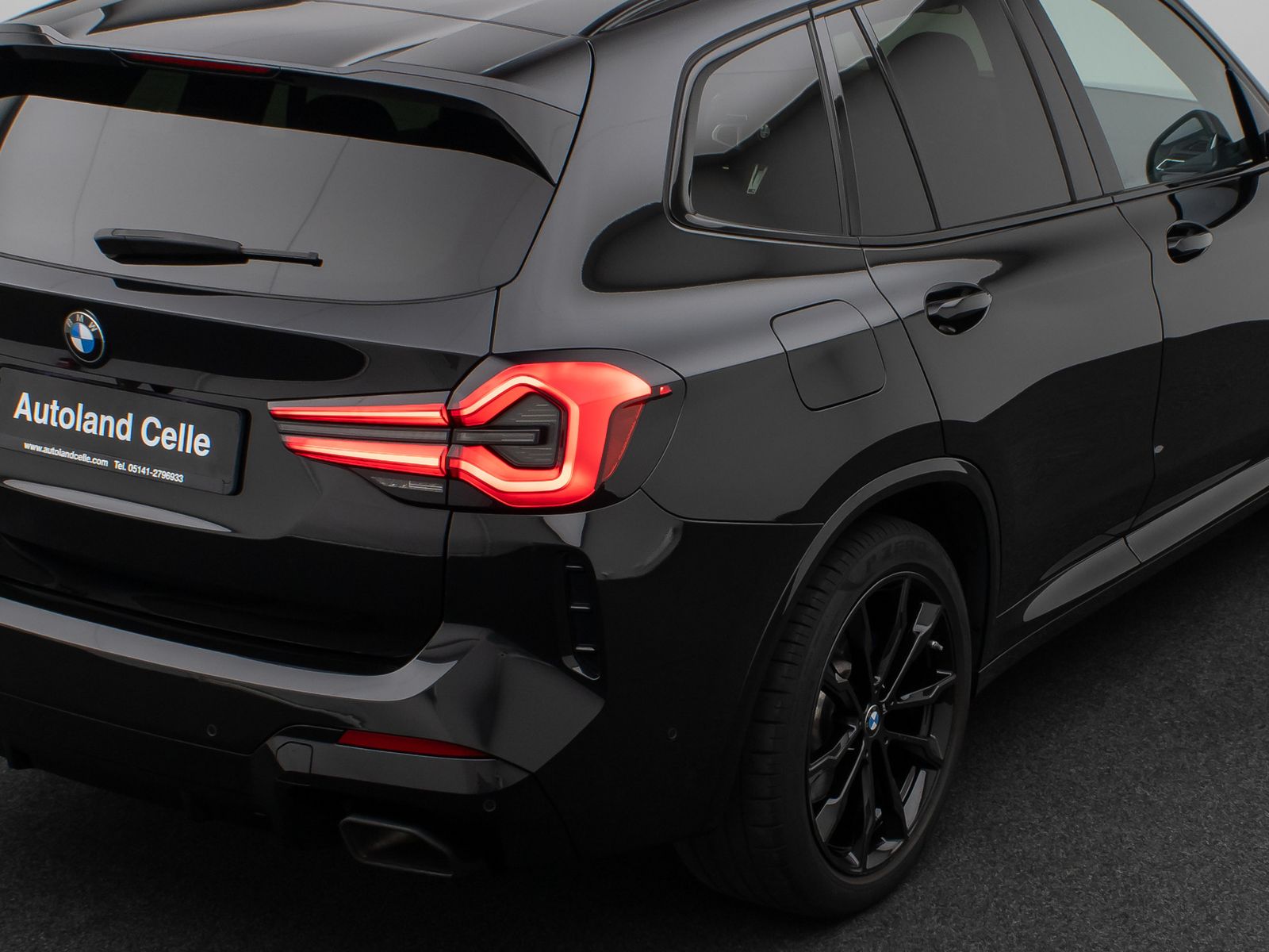 Fahrzeugabbildung BMW X3 xD30d M Sport Kamera DAB HiFi Lenkrhzg 20Zoll