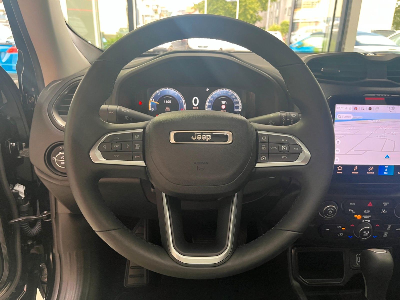 Fahrzeugabbildung Jeep Renegade 1.5 Mild-Hybrid FWD Summit*Pano*Leder