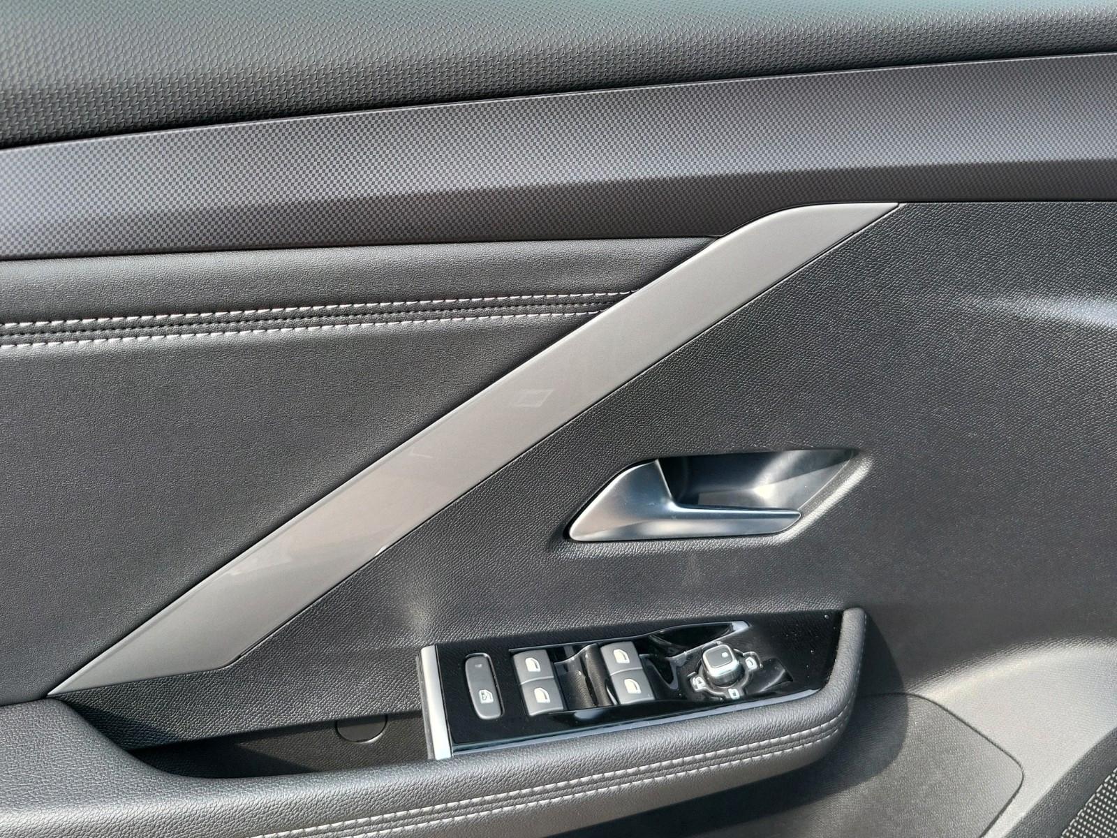 Opel Astra L "Ultimate" mit GS Line *Plug-in-Hybrid*