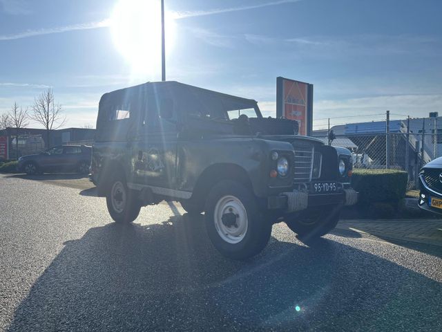 Land Rover 88 Santana 2.3L AWD | Short Wheel Base | Trekhaa