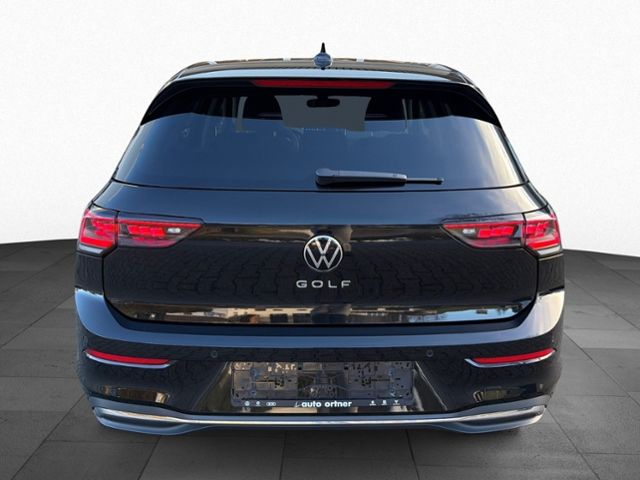 Fahrzeugabbildung Volkswagen Golf VIII 1.5 TSI STYLE KAMERA SHZ LED IQ.LIGHTS
