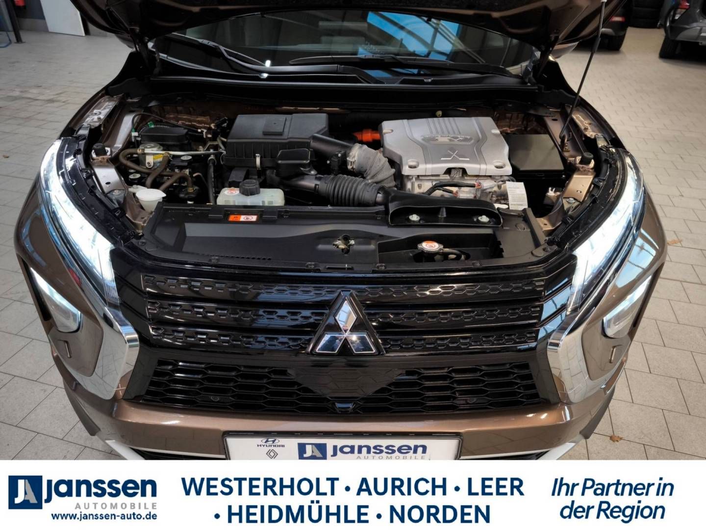 Fahrzeugabbildung Mitsubishi Eclipse Cross Plug-In Hybrid Basis