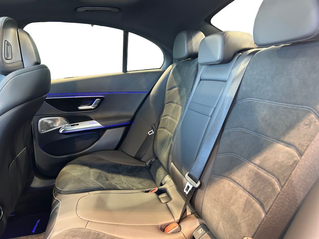 Mercedes-Benz E 300 e 4matic AMG AMG+MBUX+Burm+Night+AHK+Pano foto 11