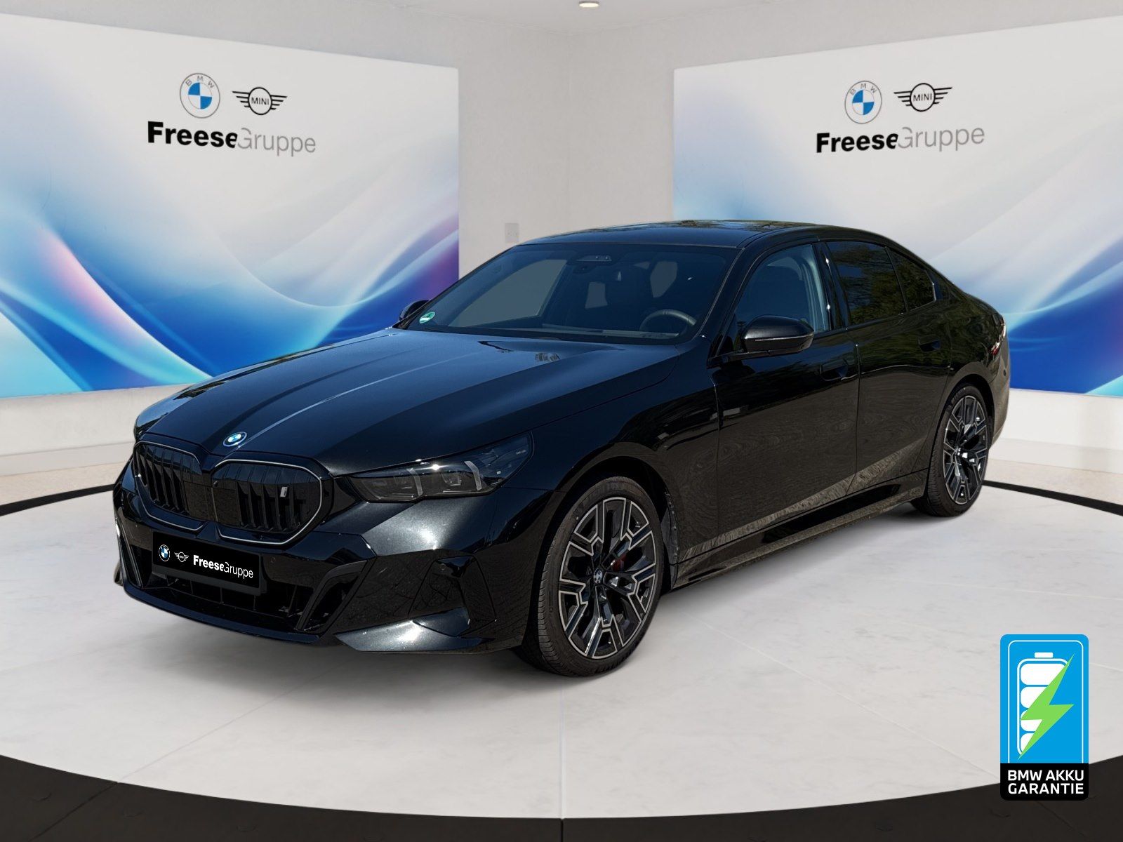 BMW i5 xDrive40 Vollaustattung m. AHK UPE 97.220,-€