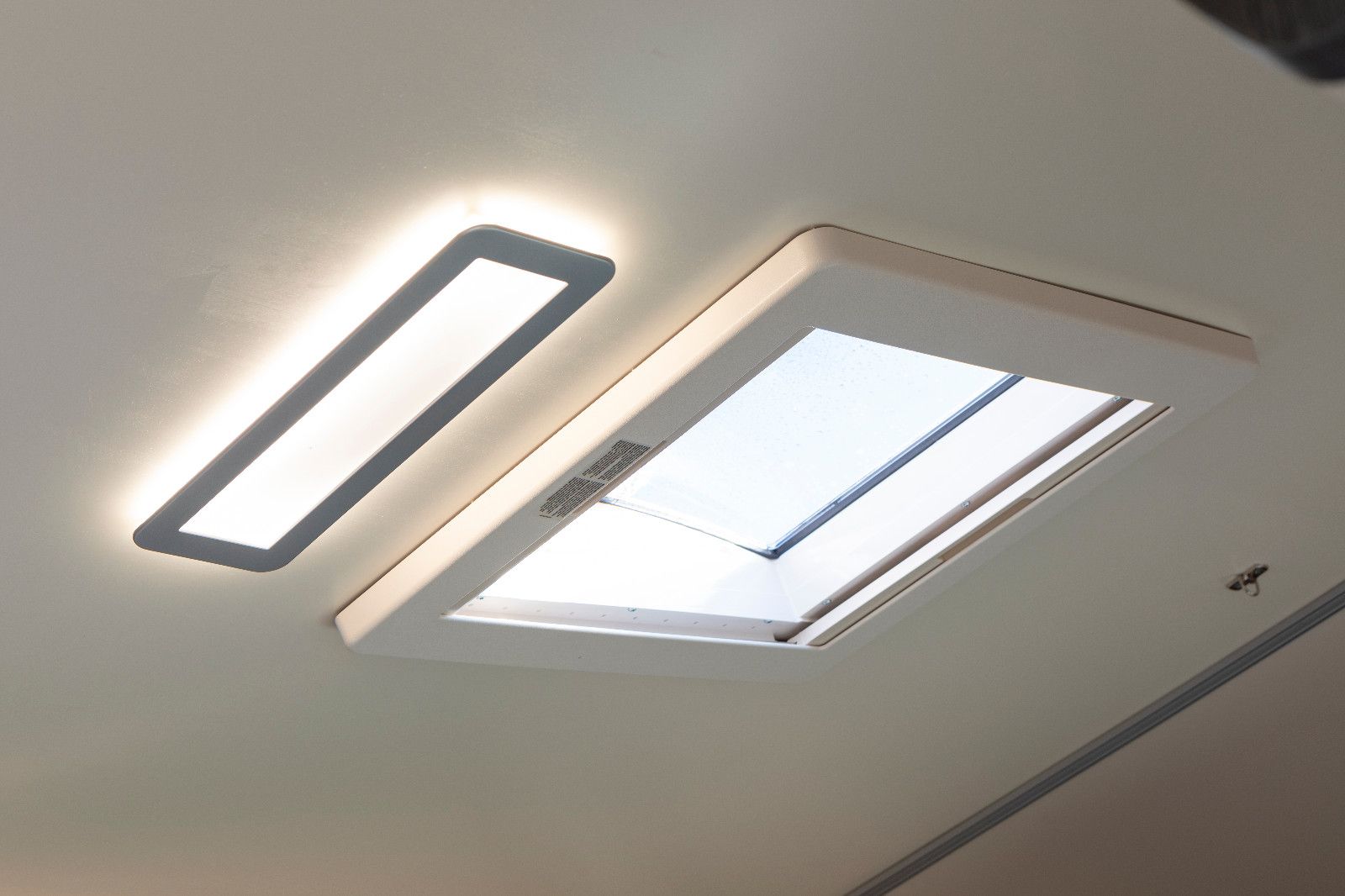 Fahrzeugabbildung Roller Team Kronos 277 M - 6.389€ sparen!