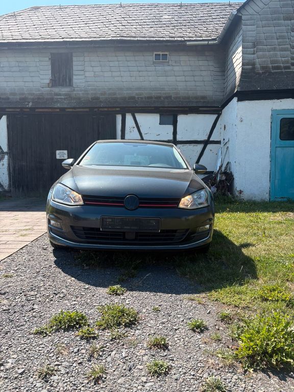 Image of Volkswagen Golf
