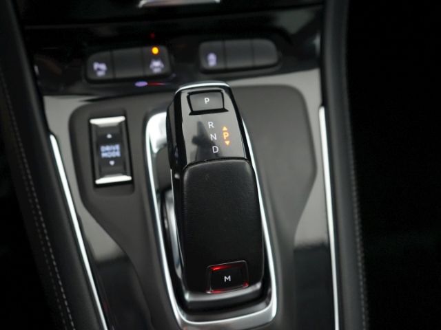 Grandland BUSINESS ELEGANCE AUTOMATIK+NAVI+MATRI