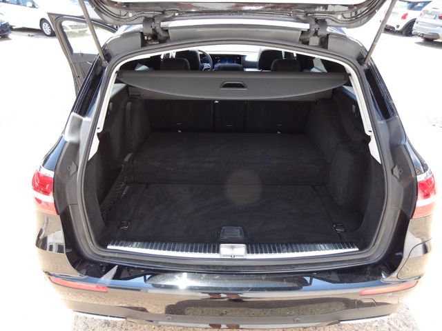 Fahrzeugabbildung Mercedes-Benz E 300 de/AMG/Pano/Widesreen/AHK/Leder/