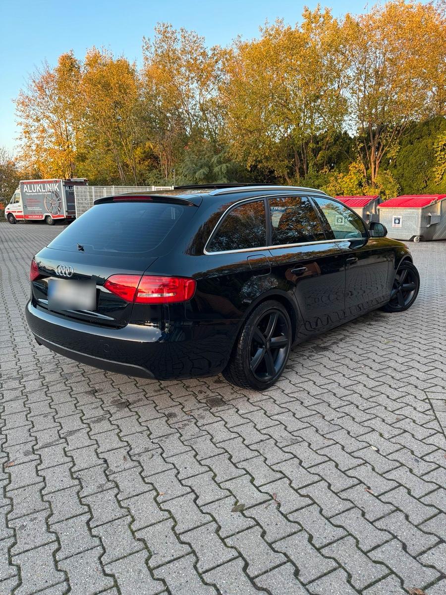 Audi A4 2009 — engine 143 HP (105kW)
