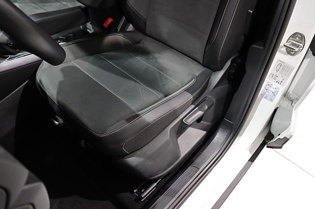 T-Roc Style 1.5 TSI DSG AHK Winterr. STANDHZ NAV