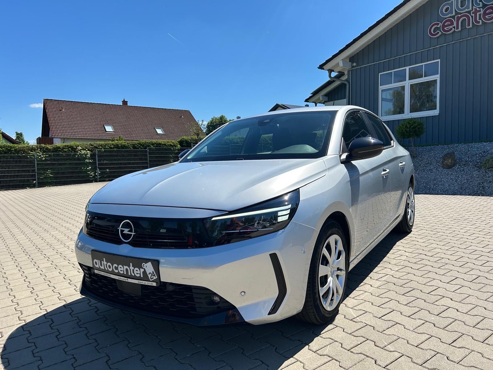 Fahrzeugabbildung Opel Corsa F°100 PS°Winterpaket°1.Hand°LED°