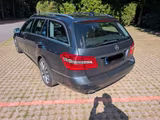 Mercedes-Benz E 300 CDI T  AVANTGARDE, STANDHEIZUNG, AHK - gebrauchte Mercedes-Benz E 300 aus dem Jahr 2010