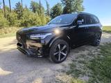 Volvo XC90 D5 AWD R DESIGN GEARTRONIC    - Volvo XC90 mit Anhängerkupplung