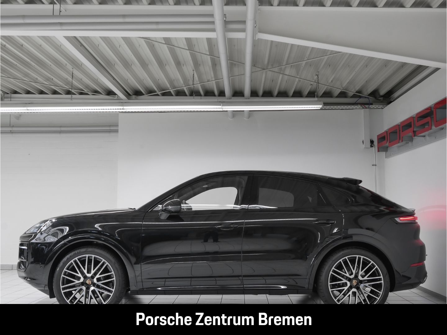 Porsche Cayenne Coupe Black Edition Burmester Headup PDC imagem 2