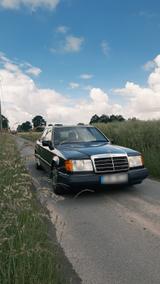Mercedes-Benz Mercedes Benz w124 220E - Mercedes-Benz 220 Gebrauchtwagen in Dortmund