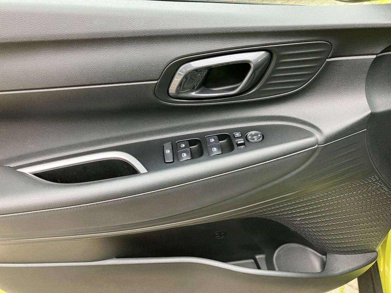 Fahrzeugabbildung Hyundai BAYON TREND 4xSHZ Fernlichtass. Kam. KeyLess LED