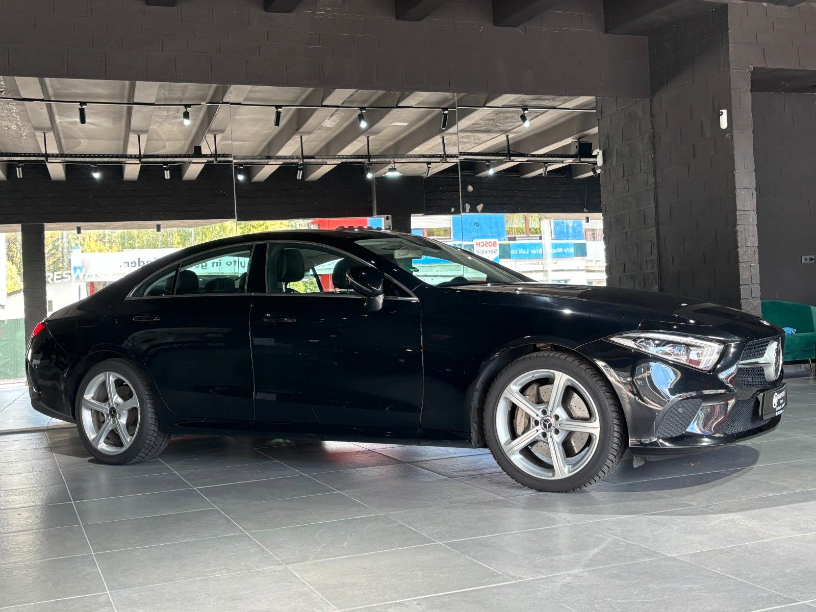 Fahrzeugabbildung Mercedes-Benz CLS 350d *Widescreen*Burmester*Memory*S-Dach*