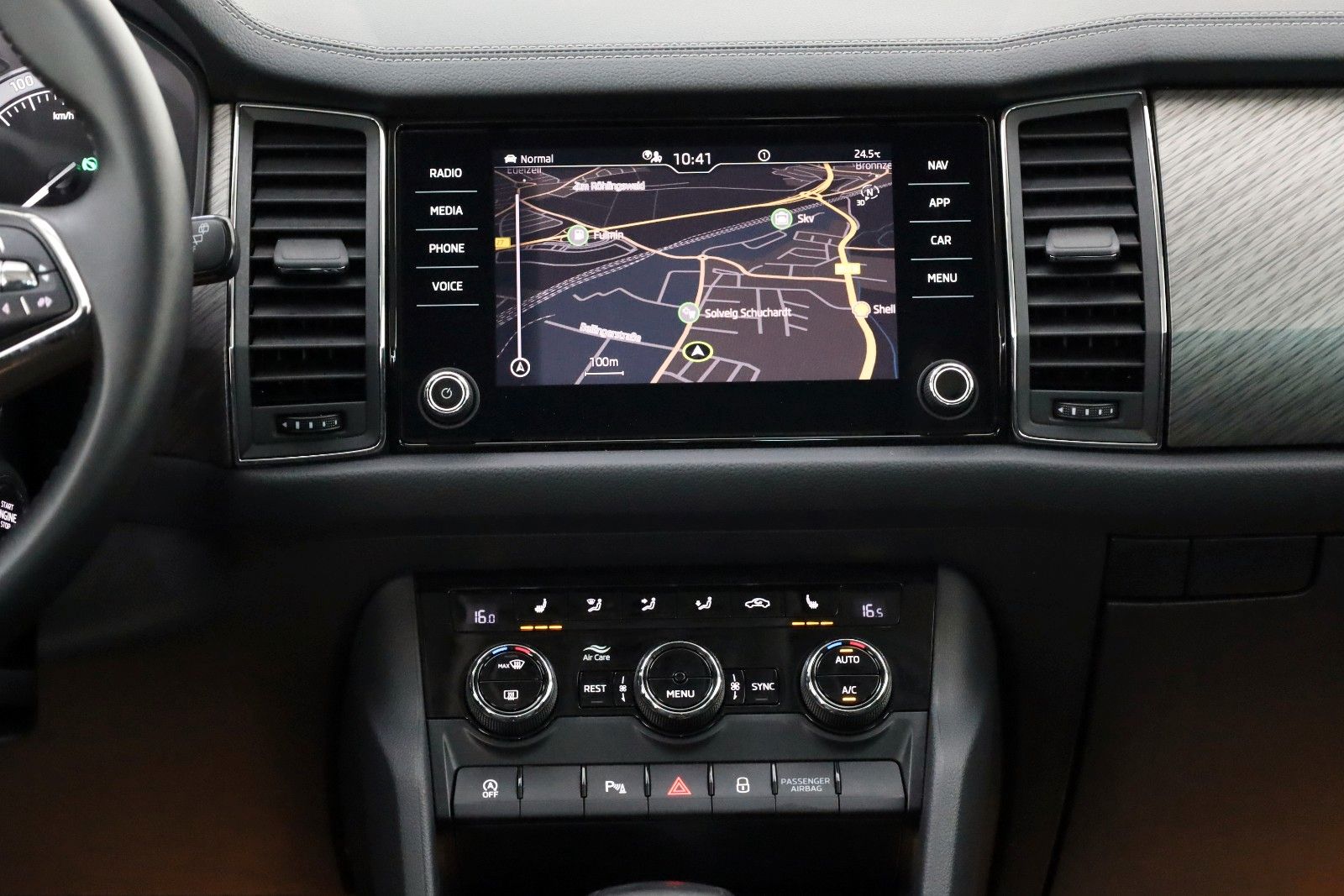 Fahrzeugabbildung SKODA Kodiaq Style DSG 4x4,Leder,Navi,LED,SH,Panorama