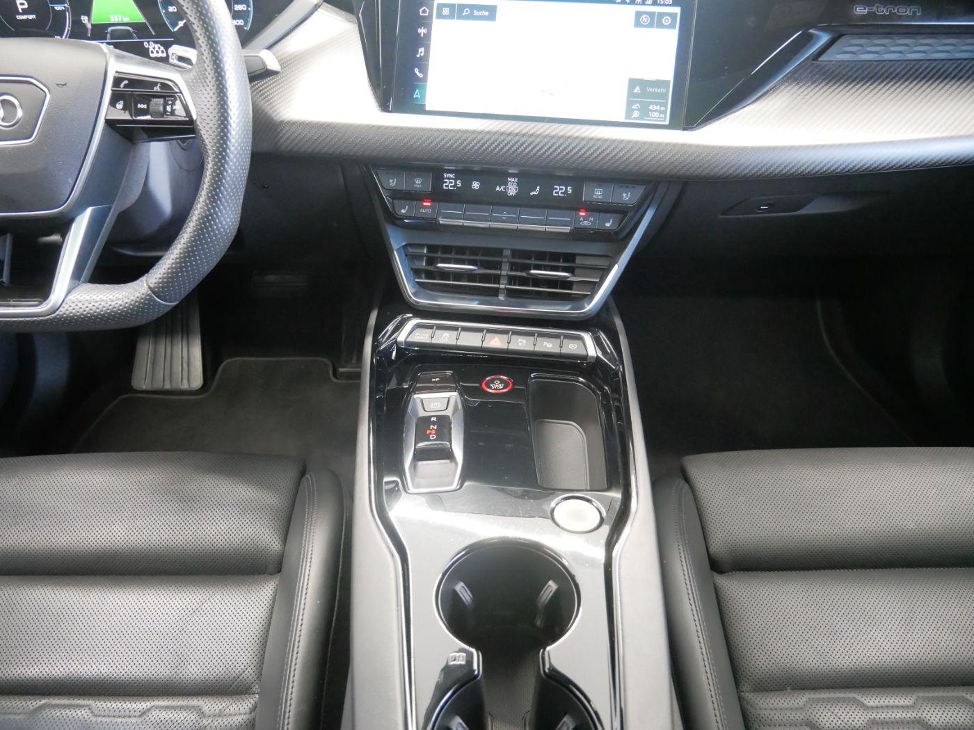 Audi e-tron GT quattro KERAMIK MATRIX HEAD-UP