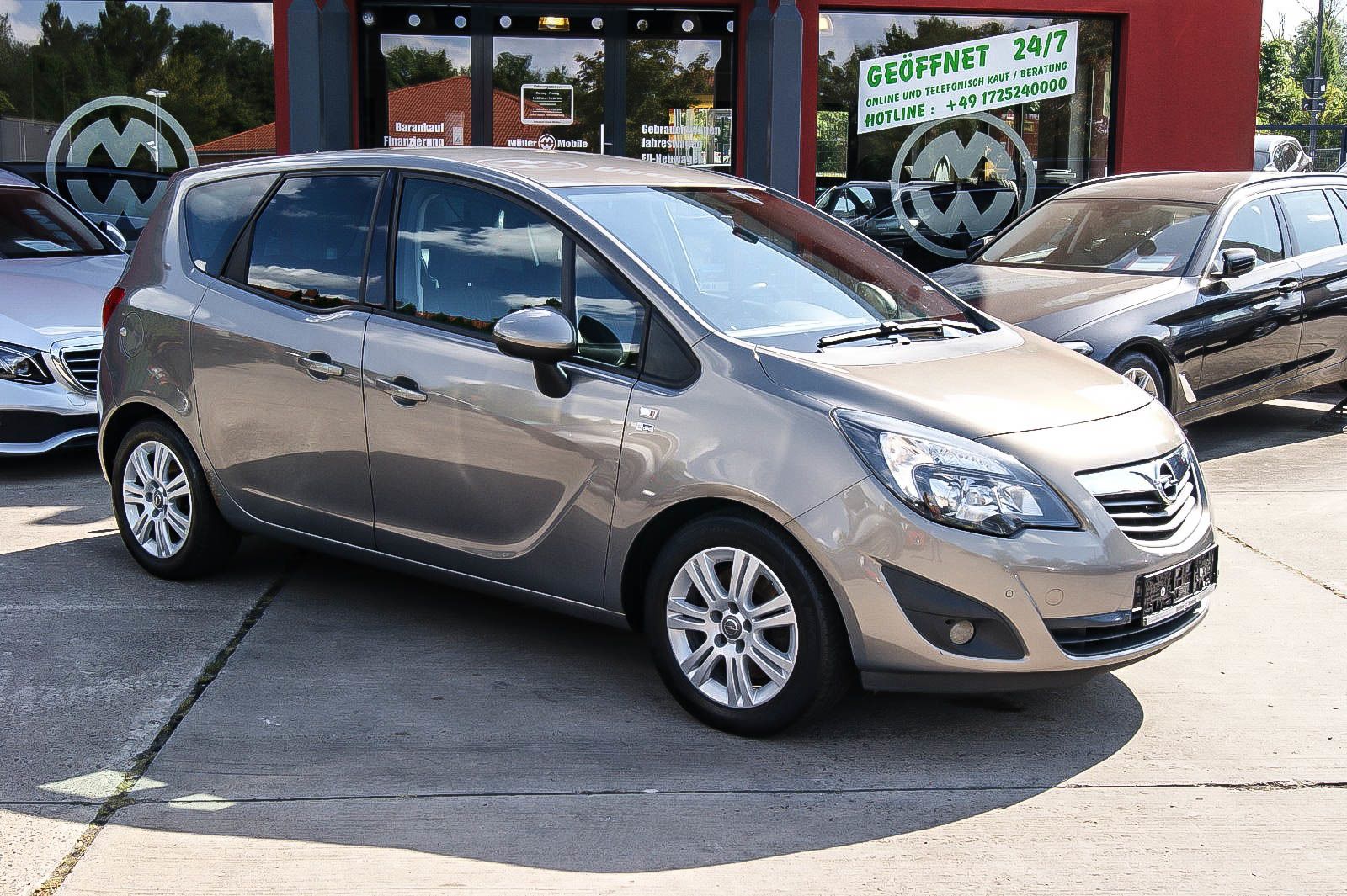 Fahrzeugabbildung Opel Meriva B 1.4Turbo 150 Jahre Opel 1HAND ANHZV PDC