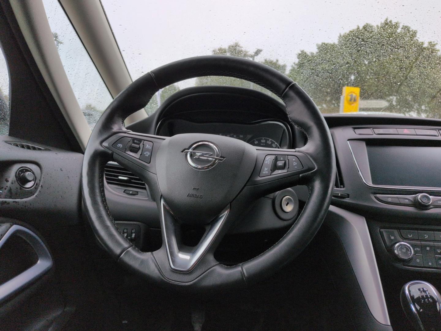 Opel Zafira C Edition AHK-abnehmbar Apple CarPlay And
