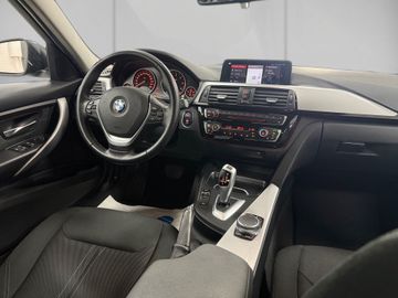 BMW 320 - 11