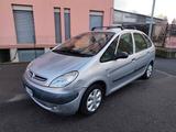 Citroën Citroen Xsara Picasso benzina neopatentati - silberne Citroën Xsara Picasso