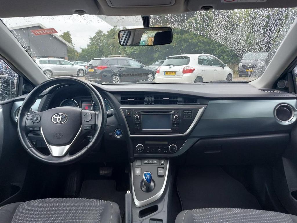 Toyota Auris Touring Sports