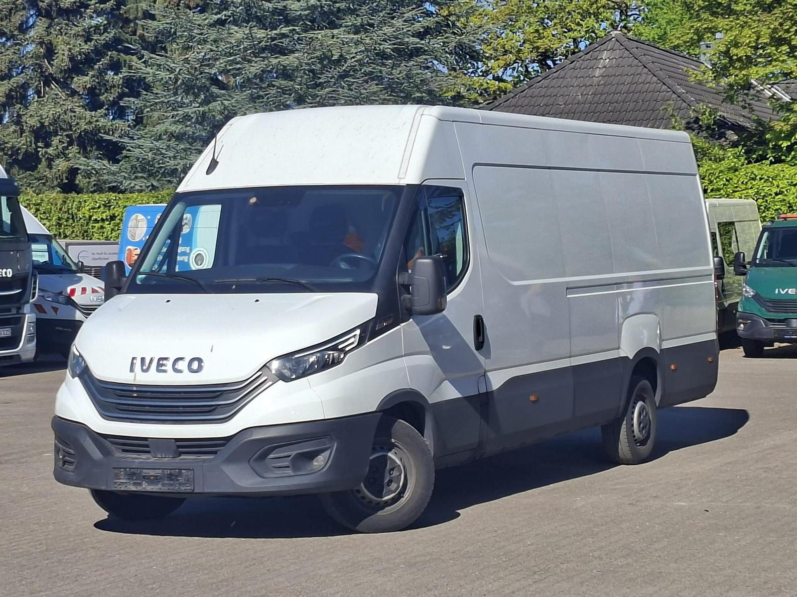 Iveco 35S18HA8V  *ASC-AUSBAU*AHK*RADIO*KAMERA*KLIMA*