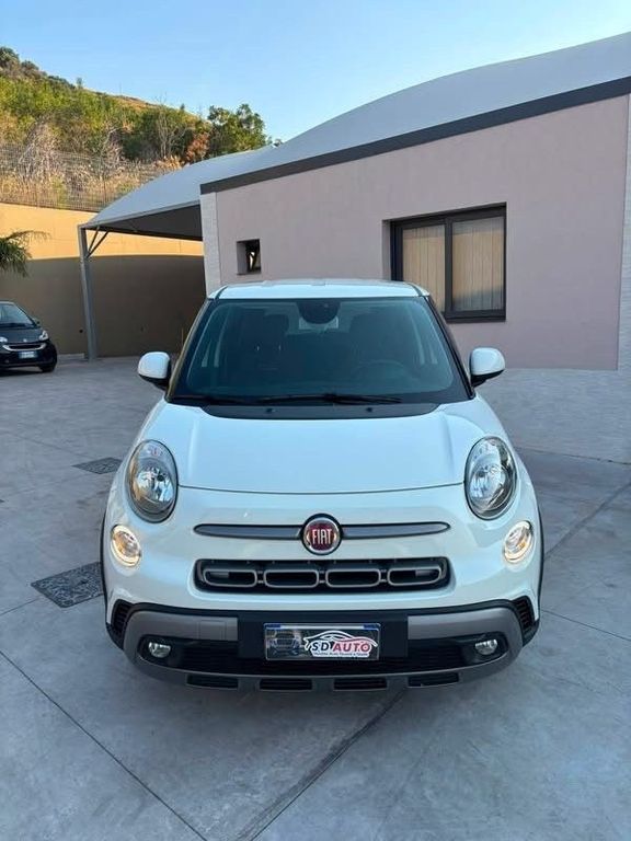 Image of Fiat 500L Cross