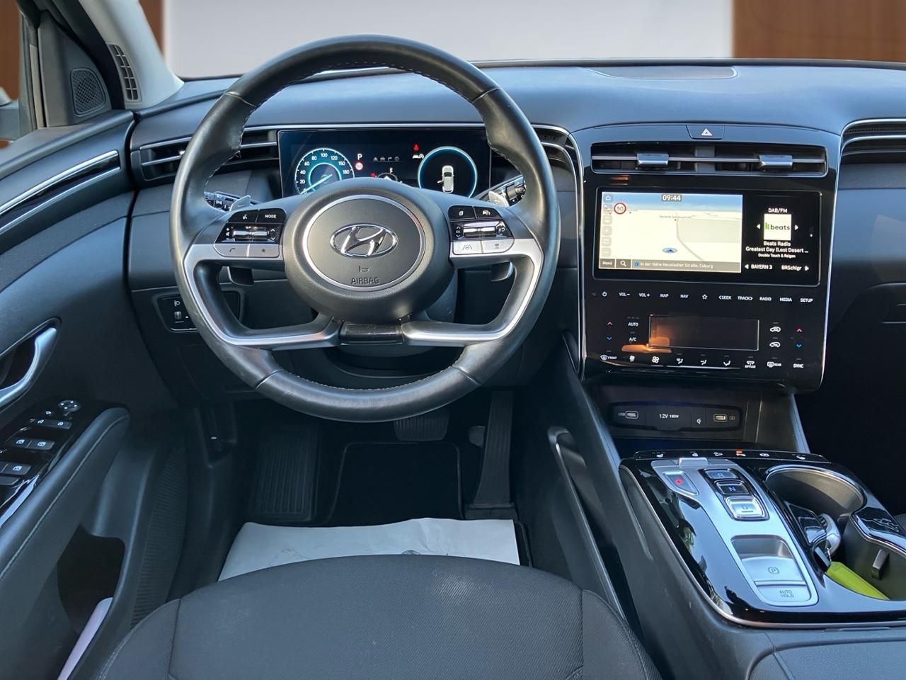 Fahrzeugabbildung Hyundai TUCSON TREND SHZ*LHZ*NAVI*CARPLAY*USB*KRELL*
