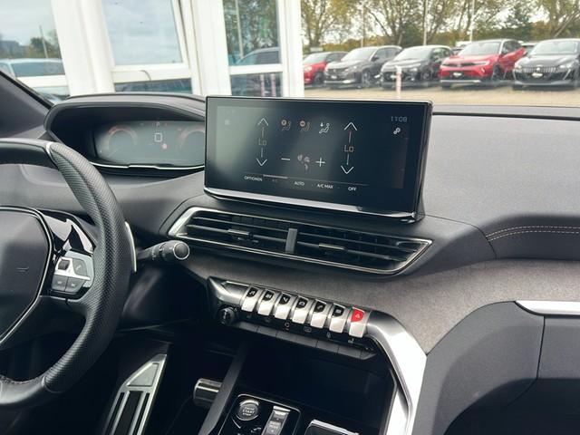 Peugeot 3008 GT 1.2 PT +ACC+MASSAGE+NAVI+CAM+CARPLAY+