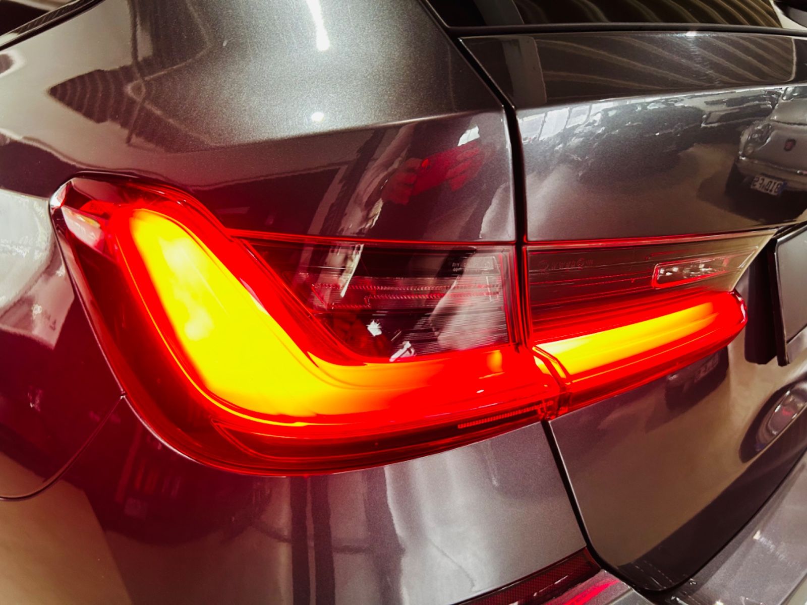 BMW 320 d M Sport *Laser*Head-Up*Alcantara*El.Ahk* foto 12
