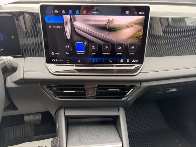 Tiguan Life 2.0 TDI 4M DSG/AHK/DCC/RFK/elHK/ACC