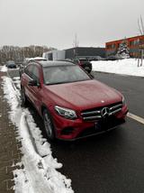 Mercedes-Benz GLC 250 d 4MATIC AMG Line  - Mercedes-Benz GLC 250 mit Diesel-Antrieb: Panorama-Dach, Geländewagen